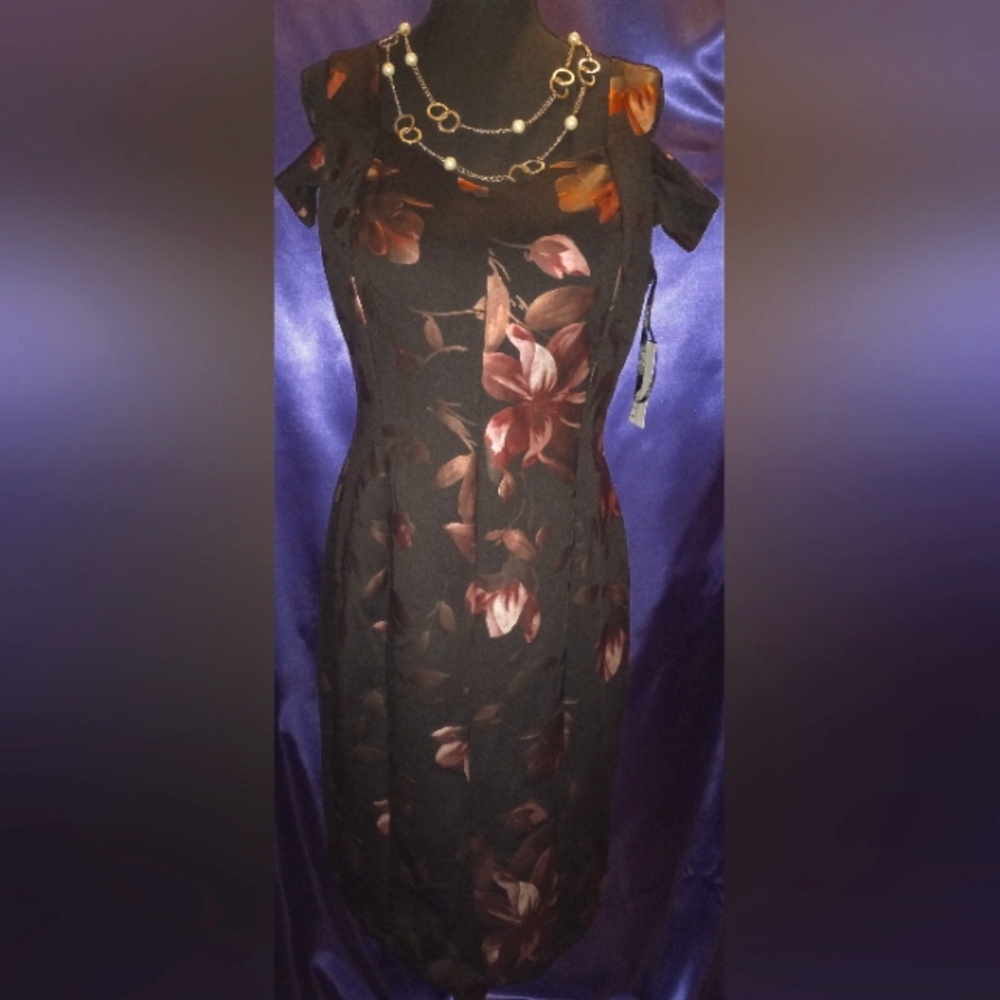 En Focus Open Shoulder Cocktail Dress - Brand New with tags